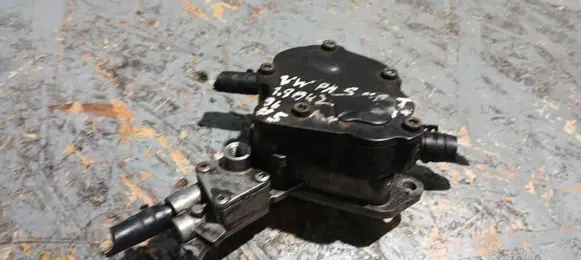 Volkswagen PASSAT B5.5 Vacuum pump 038145209E