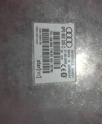 Audi A4 S4 B7 8E 8H Bluetooth control unit module 8P0862335C 5W000051C