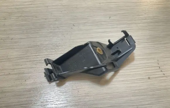 Other engine part