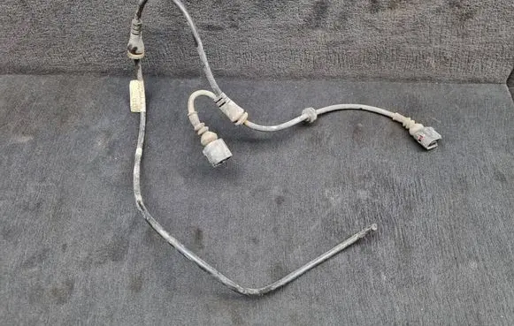 Audi A6 S6 C6 4F Front ABS sensor wiring 4F0972251