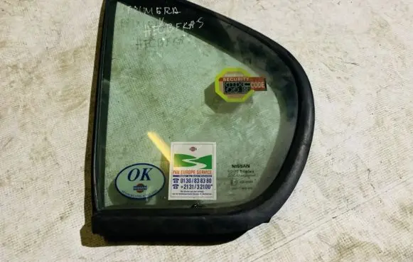 Nissan Primera Rear vent window glass 