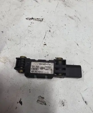 Audi A4 S4 B5 8D Airbag deployment crash/impact sensor 8E0959643A