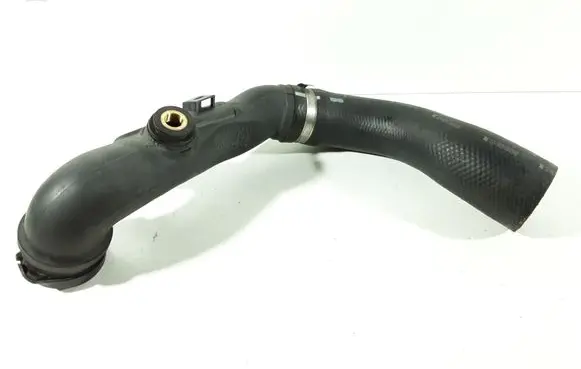 Toyota Avensis T270 Intercooler hose/pipe 173620R030