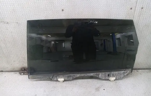 Subaru B9 Tribeca Rear door window glass