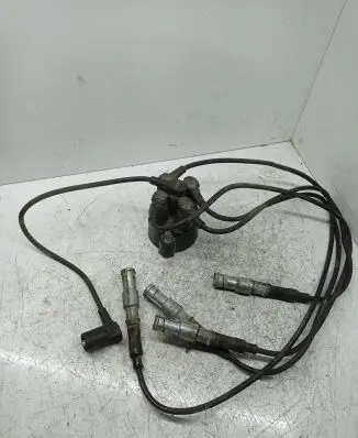 Mercedes-Benz 190 W201 Ignition distributor 