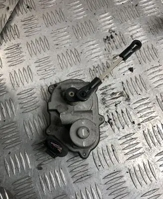 Audi A6 S6 C6 4F Intake manifold valve actuator/motor 059129086L A2C53289031