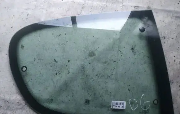 Peugeot 206 Rear vent window glass AS2