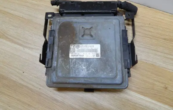 Volkswagen PASSAT B6 Engine control unit/module 03G906018FG 5WP45614AA