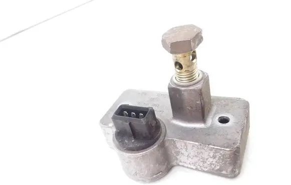 Audi 100 S4 C4 Air pressure sensor 0281002018