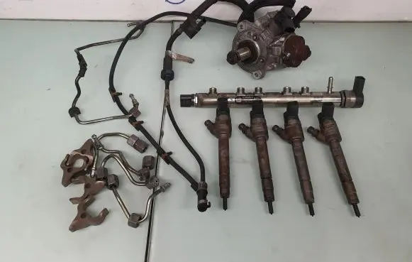BMW 3 E90 E91 Fuel injection system set 13518597819 7810696 0445010517