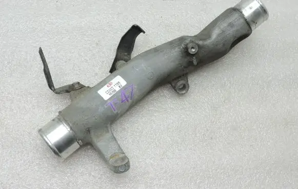 Toyota Avensis T250 Intercooler hose/pipe 1736126020