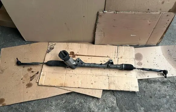 Nissan Note (E11) Steering rack