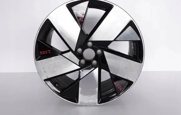Volvo XC40 R20 alloy rim 