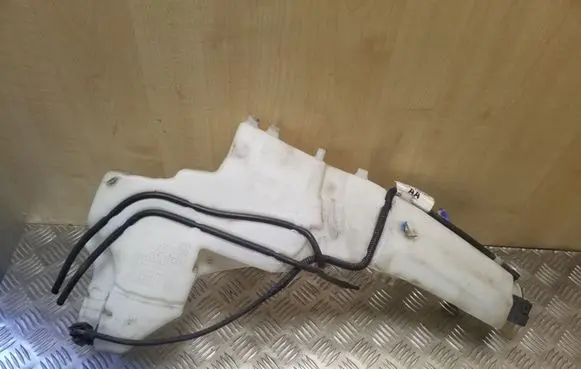 Ford Focus Windshield washer fluid reservoir/tank 6M5TF221050 4M5113K163