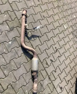 Mercedes-Benz C W204 Middle muffler/silencer A2124910001