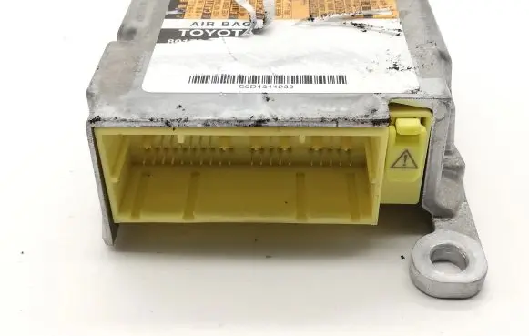 Toyota Auris E180 Airbag control unit/module