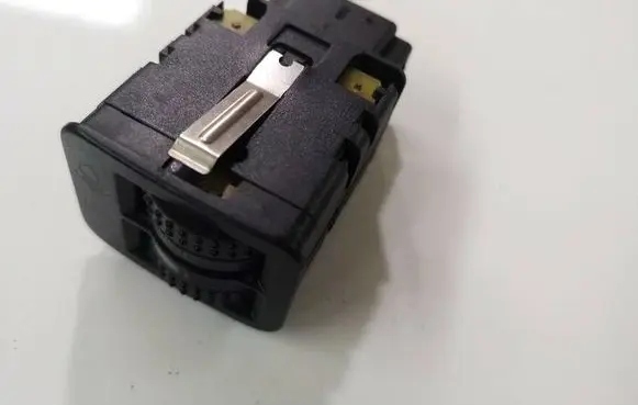 Volkswagen Golf IV Headlight level height control switch 1j0941333a
