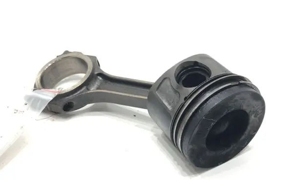 Jaguar X-Type Piston with connecting rod H268X