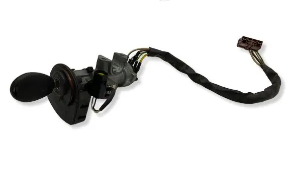Land Rover Discovery Ignition lock C50096 C50097 YWI100010