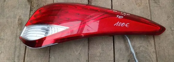 Hyundai i40 Rear/tail lights 924023Z3