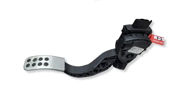 Peugeot RCZ Accelerator throttle pedal S26301544 9687348480