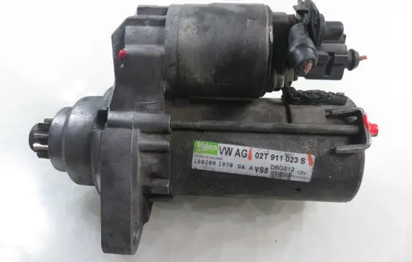 Seat Ibiza IV (6J,6P) Starter motor 02T911023S