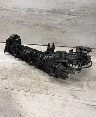 BMW 5 F10 F11 Intake manifold 7811909 8570794 2307190027