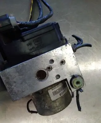 Nissan X-Trail T30 ABS Pump TD8209 J1910NB 19100448