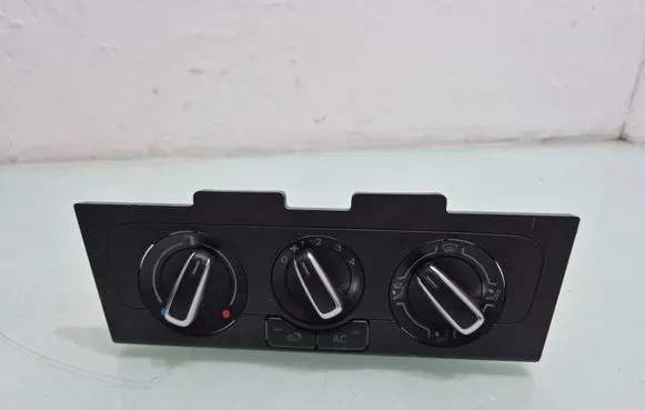 Volkswagen Polo V 6R Climate control unit 6R0820045G