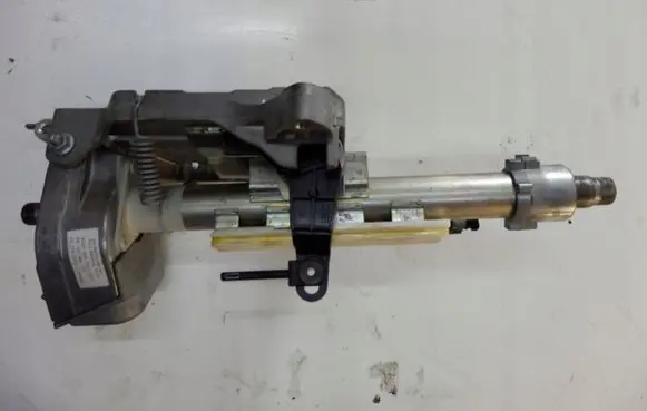 Mercedes-Benz A W169 Steering wheel axle A2054620005