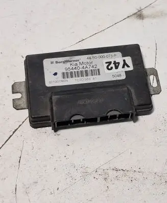 KIA Sorento Gearbox control unit/module 954404A742 4450000071F 071001M0N