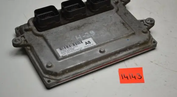 Honda Civic Engine control unit/module 37820RSAG33 6X03837256