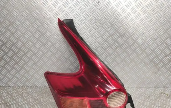 Nissan Juke I F15 Rear/tail lights