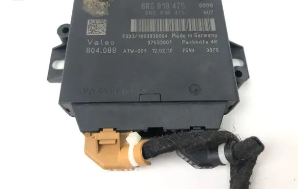 Volkswagen Polo V 6R Parking PDC control unit/module 6R0919475 07533007