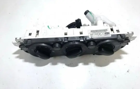Ford Focus Climate control unit 7m5t19980aa 7m5t-19980-aa