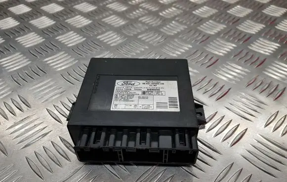 Ford Focus Comfort/convenience module 98AG15K600DB