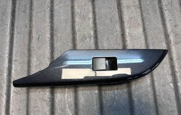 Toyota Hilux VIII Electric window control switch 742720K400 742720K390 RA3880156D