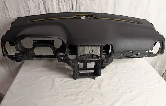 Jeep Grand Cherokee Dashboard P01342023BL P01339009BL 4463MT1339