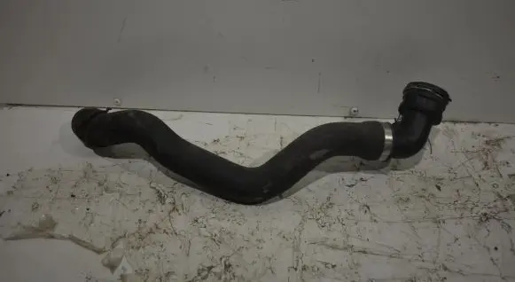 Audi Q7 4L Engine coolant pipe/hose 7L6122291M
