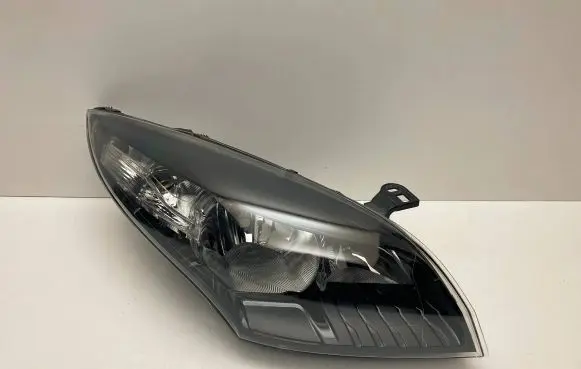 Renault Megane III Headlight/headlamp 260103187R 030124420400 0225040610