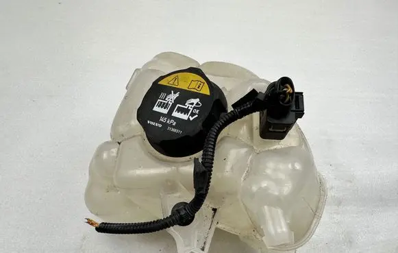 Volvo XC90 Coolant expansion tank/reservoir 31465682