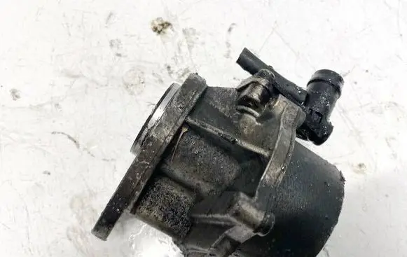 Vacuum pump
