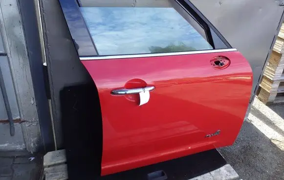 Mini Cooper Countryman F60 Front door
