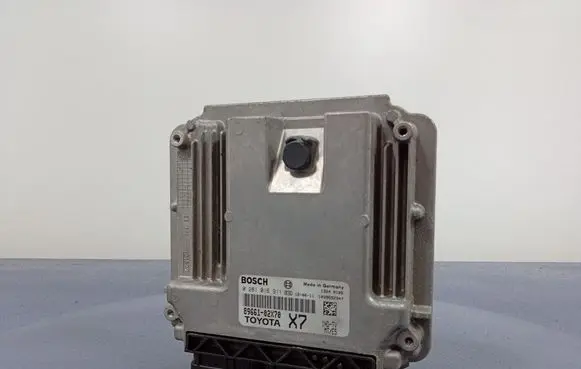 Toyota Auris 150 Engine control unit/module ECU 8966102X70