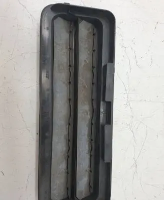Chevrolet Volt II Quarter panel pressure vent 13597326