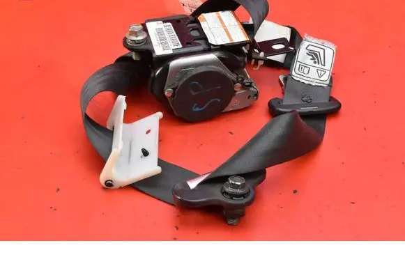 Honda FR-V Front seatbelt NSB094GK02