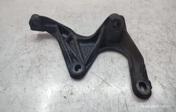 Volvo XC90 Other engine bay part