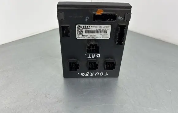 Volkswagen Touareg II Comfort/convenience module 4H0907063D
