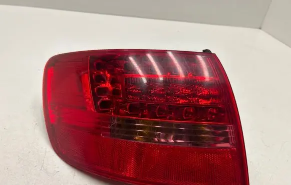Audi A6 S6 C6 4F Rear/tail lights 89037044