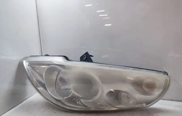 Opel Movano B Headlight/headlamp